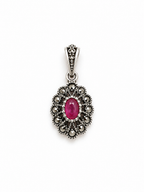 Collares y Colgantes